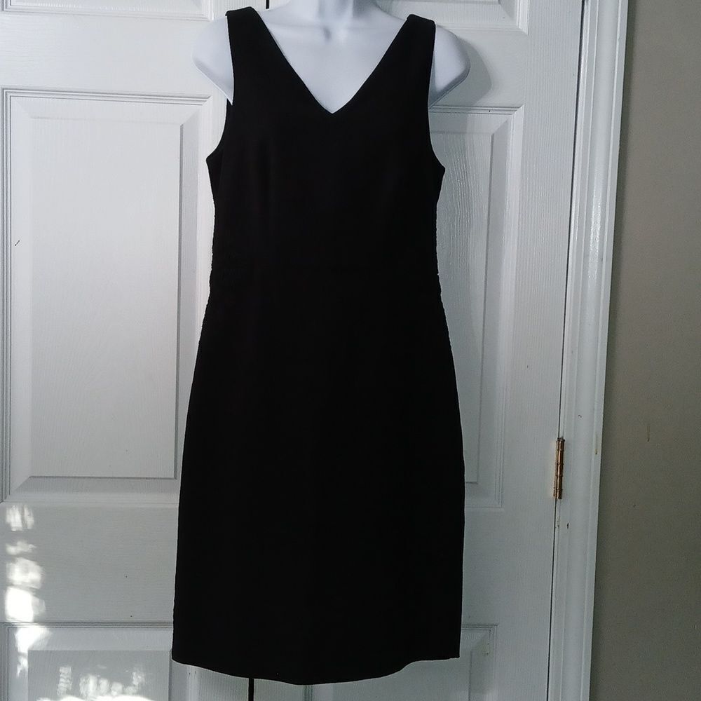 Ann Taylor black sleeveless sheath dress cocktail, party, special occasion